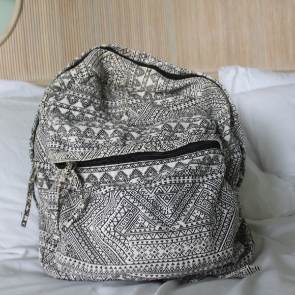 deena and ozzy backpack